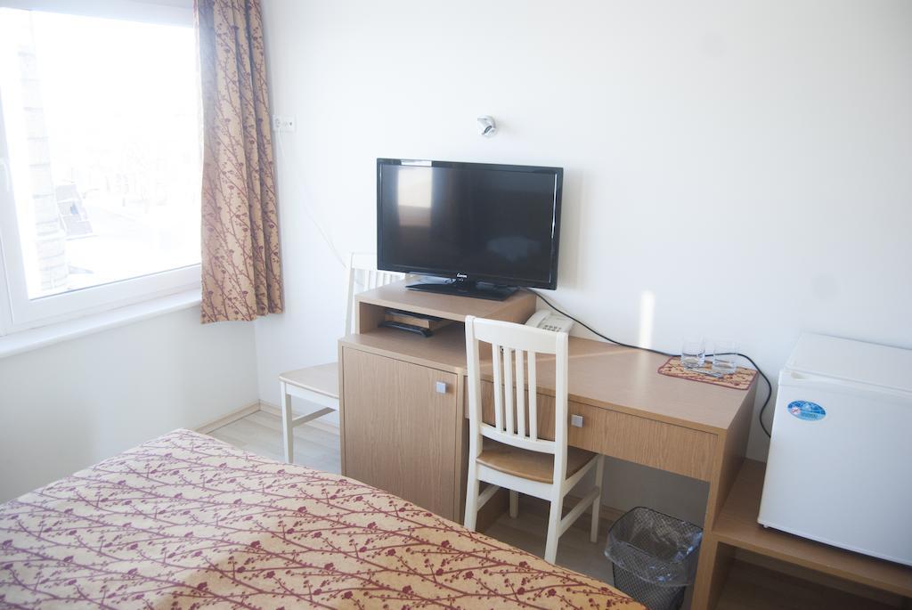Carolina Hotel Parnu Bagian luar foto