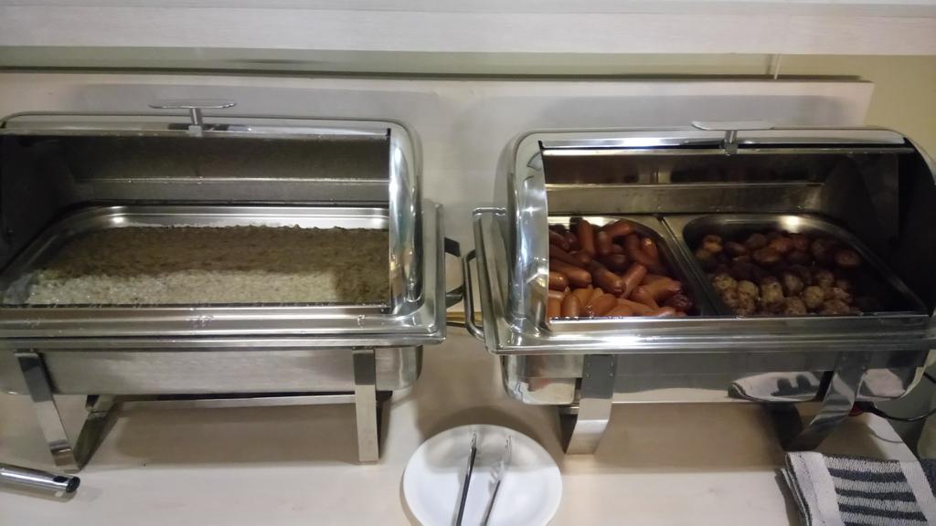 Carolina Hotel Parnu Bagian luar foto